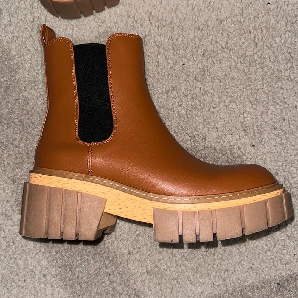 Steve Madden Boots size 7
